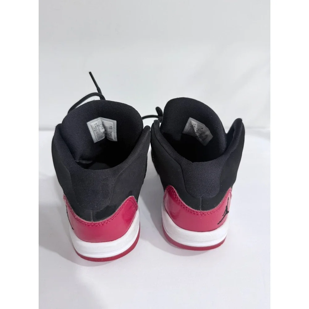Jordan Max Aura 3 Black University Red Patent Leather SneakersAQ9216-006 Kids13C